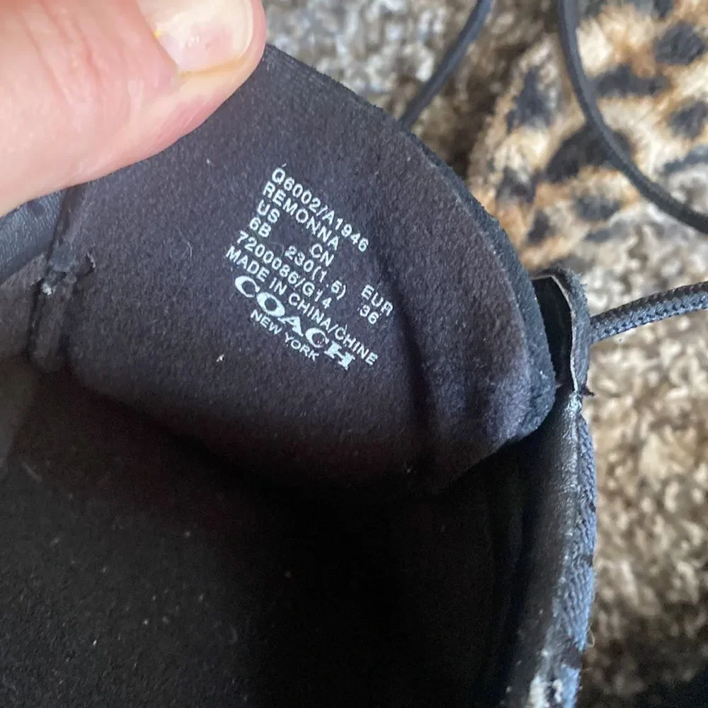Coach Signature Logo Shoes Black Size 6